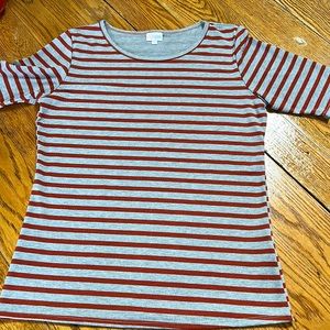 LulaRoe Gigi style shirt sleeve top.  Size XL.  Gray w/red stripes.